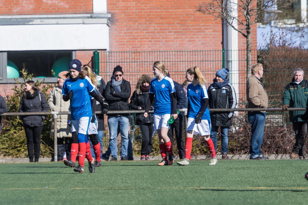 Bild 116 - B-Juniorinnen Halbfinale SVHU - Holstein Kiel : Ergebnis: 3:0